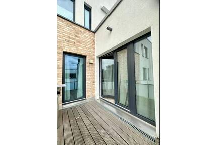 Sonnige, möblierte und zentralgelegene 3-Zimmer-Wohnung im 4. Stock - Hamburg Bergedorf