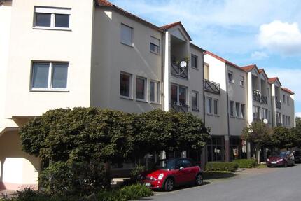 Helle 2-Zimmer-Wohnung in Coswig mit Einbauküche & Eckwanne