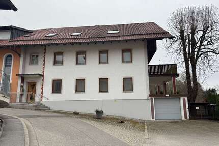 Haus zum Kaufen in Schwarzach 799.000,00 € 561 m²