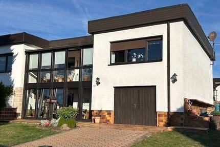 KOMFORTABLES EINFAMILIENHAUS IN RUHIGER LAGE - Ettersburg