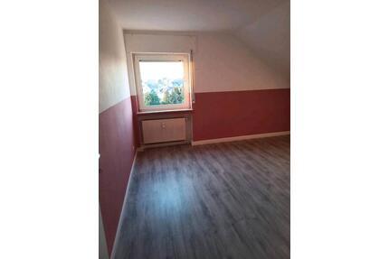 DG Wohnung 2. OG in Nauort - 500,00&nbsp;EUR Kaltmiete, ca.&nbsp; 72,00&nbsp;m&sup2; in Höhr-Grenzhausen (PLZ: 56203)