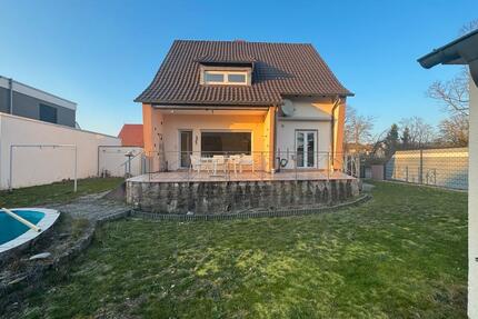 Einfamilienhaus Garten & Pool - 420.000,00&nbsp;EUR Kaufpreis, ca.&nbsp; 104,00&nbsp;m&sup2; in Frankenthal (Pfalz) (PLZ: 67227)