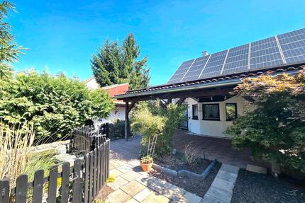 Einfamilienhaus mit Einliegerwohnung in ruhiger Lage - Lauingen (Donau)
