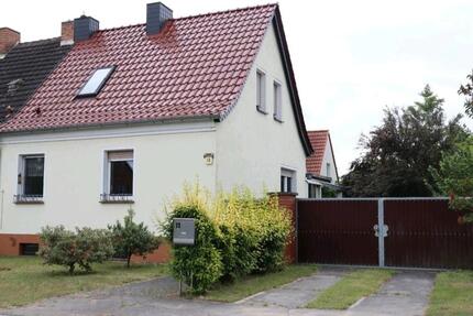Haus Wohnhaus 180qm mit Garten, Garage idyllische Lage - Jüterbog