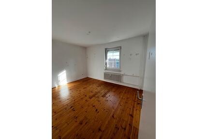 4 ZKB, Mietwohnung, Altbau - 700,00&nbsp;EUR Kaltmiete, ca.&nbsp; 106,00&nbsp;m&sup2; in Bad Zwesten (PLZ: 34596)