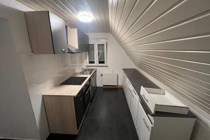 2-Zimmer DG Wohnung in Kirchheim am Neckar