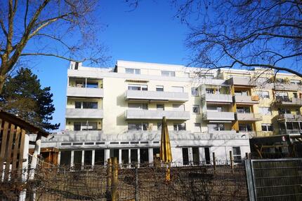 VIERNHEIM 3,5 ZKBB Stellplatz Keller ruhige Wohnlage 2.OG