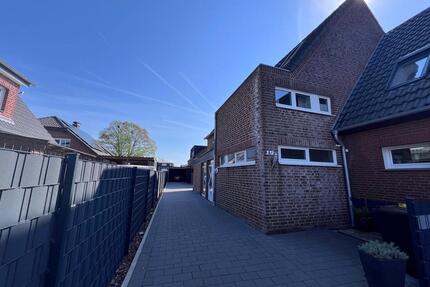 gemütliche Haushälfte mit Carport und Garten in ruhiger Wohngegend - Hohes Feld - Coesfeld