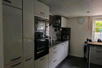 Zweifamilienhaus mit großem Garten, und großen Ausbaupotential - Bad Driburg