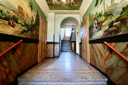 2 Zimmer - moderne Einbauküche - Schlosschemnitz - Jetzt Mieten!