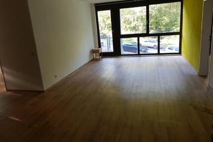 Wohnung vermieten - 800,00&nbsp;EUR Kaltmiete, ca.&nbsp; 84,00&nbsp;m&sup2; in Triberg im Schwarzwald (PLZ: 78098)