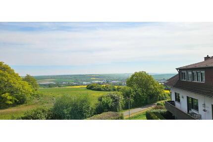 Wohnung mit Balkon und schönem Blick ins Grüne - Kirchheimbolanden