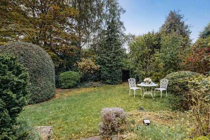 Haus zum Kaufen in Frankfurt am Main 770.000,00 € 254 m²