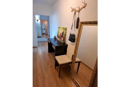 Sonnige Wohnung - 1.400,00&nbsp;EUR Kaltmiete, ca.&nbsp; 76,00&nbsp;m&sup2; in Berlin (PLZ: 10715) Charlottenburg-Wilmersdorf