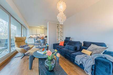 Wohnung zum Mieten in Frankfurt 3.370,00 € 76 m²