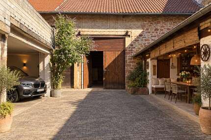 Haus zum Kaufen in Gönnheim 395.000,00 € 180 m²