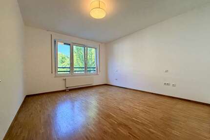 Wohnung zum Kaufen in Stuttgart 275.000,00 € 63 m²
