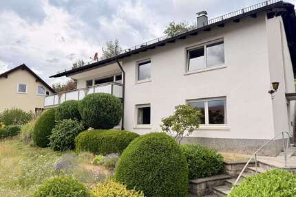 Haus zum Kaufen in Goldbach 690.000,00 € 210 m²