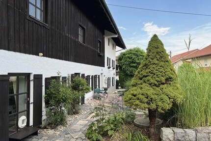 Anwesen in Oberbayern Bauernhof mit 600m2 Wfl - Tuntenhausen