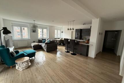 Moderne 90m2 3,5 Zimmer Wohnung in 90429 Nürnberg