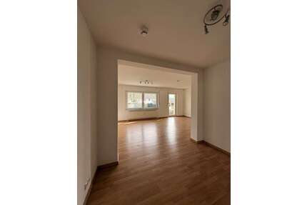 Wohnung zum Mieten in Binsfeld 899,49 € 122 m²