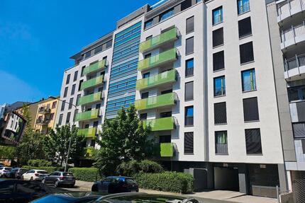 Top moderne 3-Zimmer-Wohnung mit Terrasse – zentral in Frankfurt - Frankfurt am Main Gutleutviertel