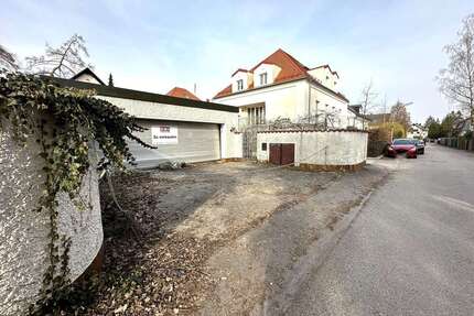 Grundstück zu verkaufen in München 2.180.000,00 € 940 m²