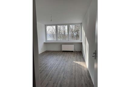 [VAC-20215] Frisch renovierte 3-Zimmer Wohnung mit Balkon - Karlsruhe Wettersbach