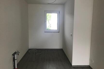 2 Zimmer Wohnung - 710,00&nbsp;EUR Kaltmiete, ca.&nbsp; 74,90&nbsp;m&sup2; in Deining (PLZ: 92364)