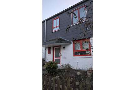 Haus zum Kaufen in Kiel 375.000,00 € 131 m²