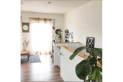Neuwertiges 6-Zimmer-Reihenhaus mit Einbauküche in Frankfurt - Frankfurt am Main Unterliederbach