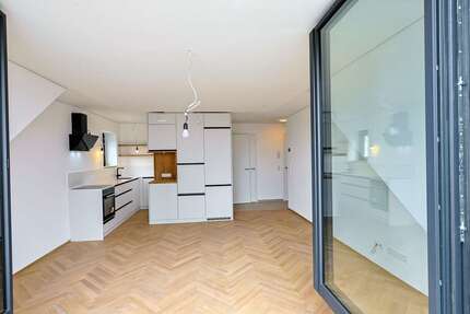 Wohnung zum Mieten in Frankfurt am Main 1.503,04 € 59.39 m²
