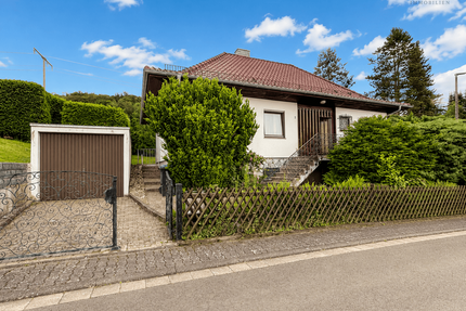 Haus zum Kaufen in Weilrod 349.000,00 € 120 m²