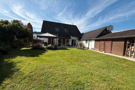 Einfamilienhaus - 690.000,00&nbsp;EUR Kaufpreis, ca.&nbsp; 140,00&nbsp;m&sup2; in Overath (PLZ: 51491)