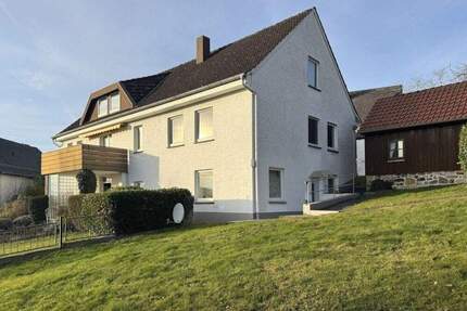 Stadtnah und trotzdem Idylle: Wohnen mit Weitblick - Horn-Bad Meinberg