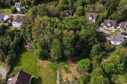 Grundstück zu verkaufen in Reichshof 89.000,00 € 898 m²