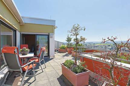 Wohnung zum Kaufen in Sindelfingen 425.000,00 € 143.94 m²