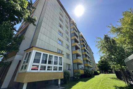 Im Zentrum gelegene 2-Raum-Wohnung mit Tageslichtbad - Chemnitz
