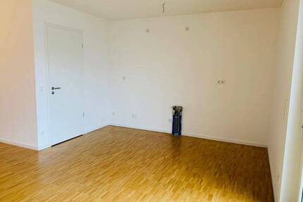 Schöne 3-Zimmer Wohnung mit Tageslichtbadezimmer und Balkon - Nürnberg Rennweg