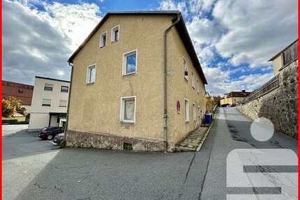 Haus zum Kaufen in Grafenau 135.000,00 € 250 m²