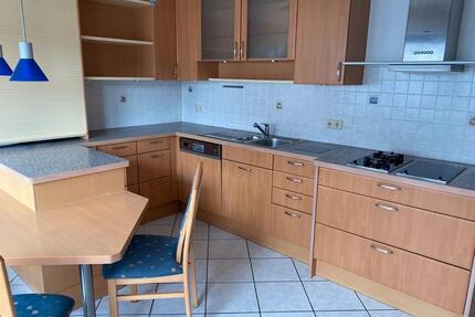 Helle geräumige 3- Zimmer Mietwohnung , hochwertige Einbauküche - Bad Neuenahr-Ahrweiler