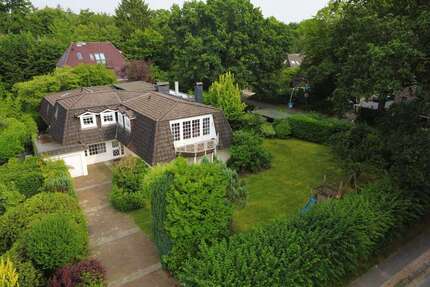 Haus zum Kaufen in Hamburg Wohldorf-Ohlstedt 1.790.000,00 € 415 m² - Hamburg / Wohldorf-Ohlstedt