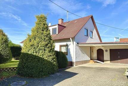 Großzügiges Einfamilienhaus in Pfaffenhofen-Berg - Pfaffenhofen an der Roth / Berg