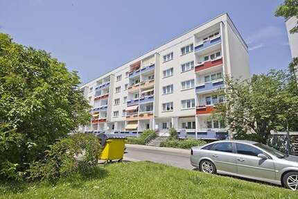 Wohnung zum Mieten in Halle (Saale) 359,00 € 59.73 m²