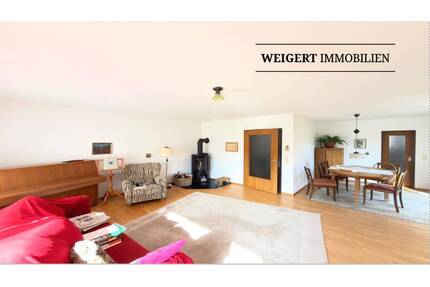 WEIGERT: Reiheneckhaus mit Schwedenofen, Dachstudio & Einzelgarage in ruhiger Lage in Eichenau
