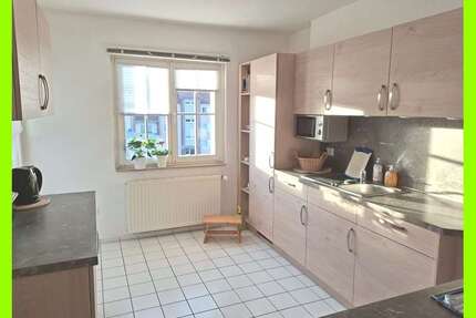 Wohnung zum Mieten in Glauchau 670,00 € 105 m²