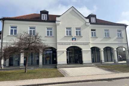 Büro in Pfaffing 790,00 € 114.45 m²