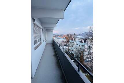 Wohnung zum Kaufen in Augsburg 249.000,00 € 77 m²