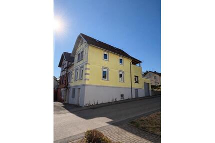 Charmante Doppelhaushälfte - 479.999,00&nbsp;EUR Kaufpreis, ca.&nbsp; 155,00&nbsp;m&sup2; in Neuenstadt am Kocher (PLZ: 74196)