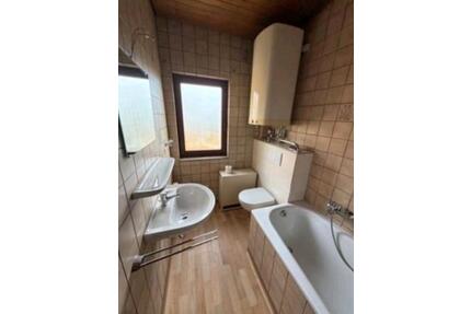 2 Zimmer wohnung 50qm - 390,00&nbsp;EUR Kaltmiete, ca.&nbsp; 50,00&nbsp;m&sup2; in Coburg (PLZ: 96450)